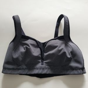 lululemon Ta Ta Tamer Sports Bra